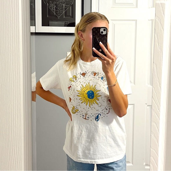 Astrology Zodiac Sign Graphic T Shirt - Picture 1 of 8